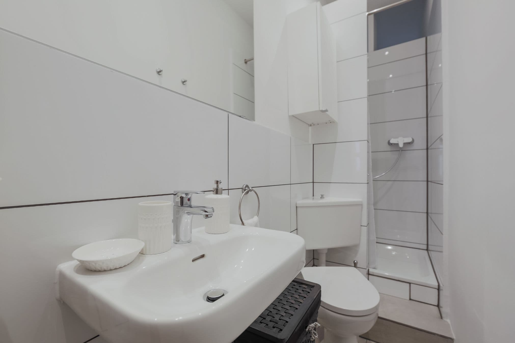 Studio Apartment with Balcony in Brüsseler Kiez (Wedding) – image 11