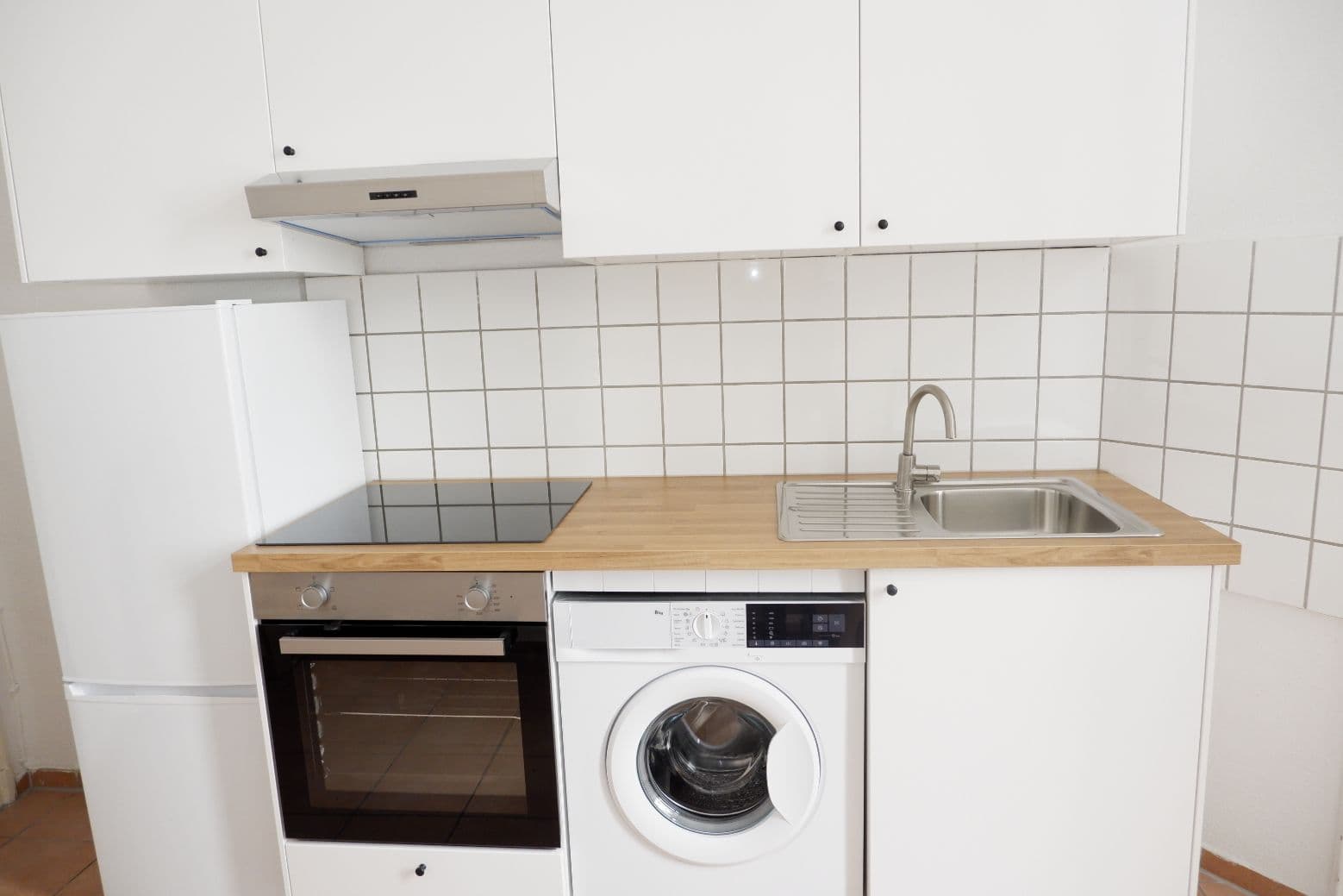 2 Rooms with Balcony in Charlottenburg – image 4