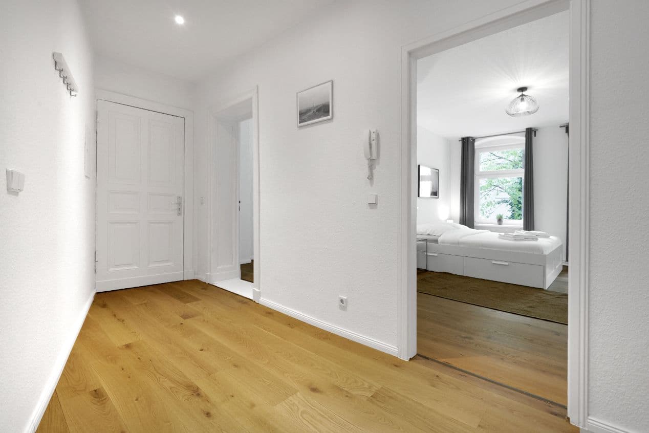 2 Rooms near Westhafen (Moabit) – image 17