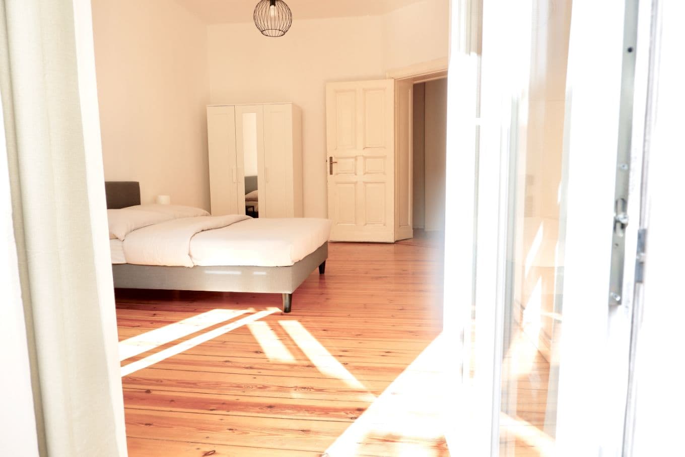 2 Rooms with Balcony in Charlottenburg – image 46