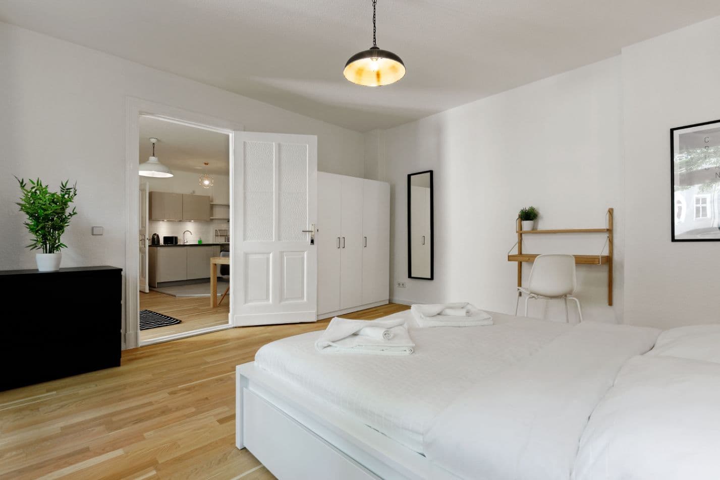 2 Rooms near Westhafen (Moabit) – image 2