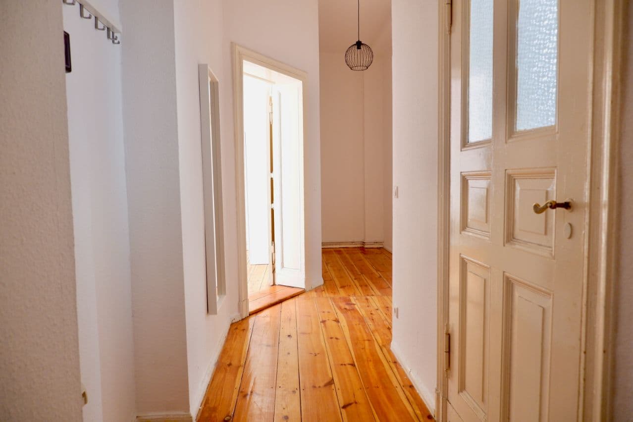 2 Rooms with Balcony in Charlottenburg – image 50