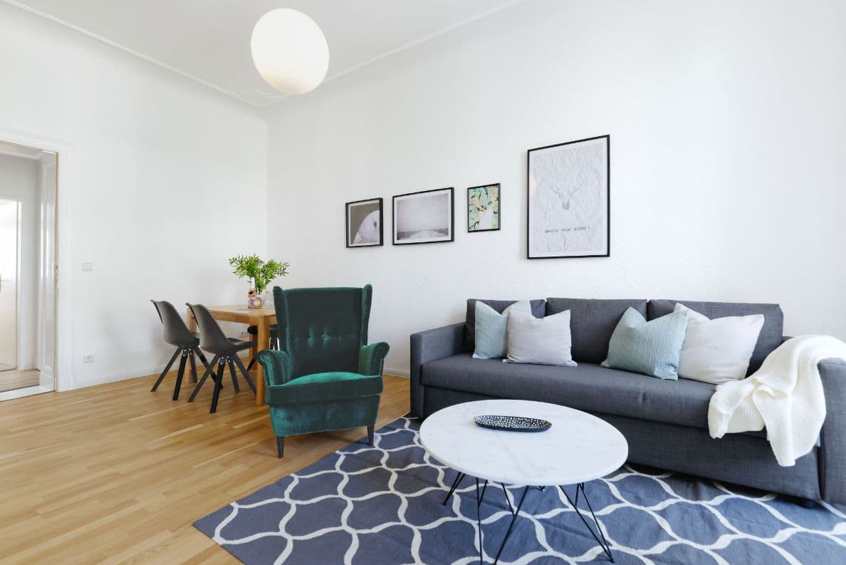 2 Rooms with Balcony in Charlottenburg – image 6