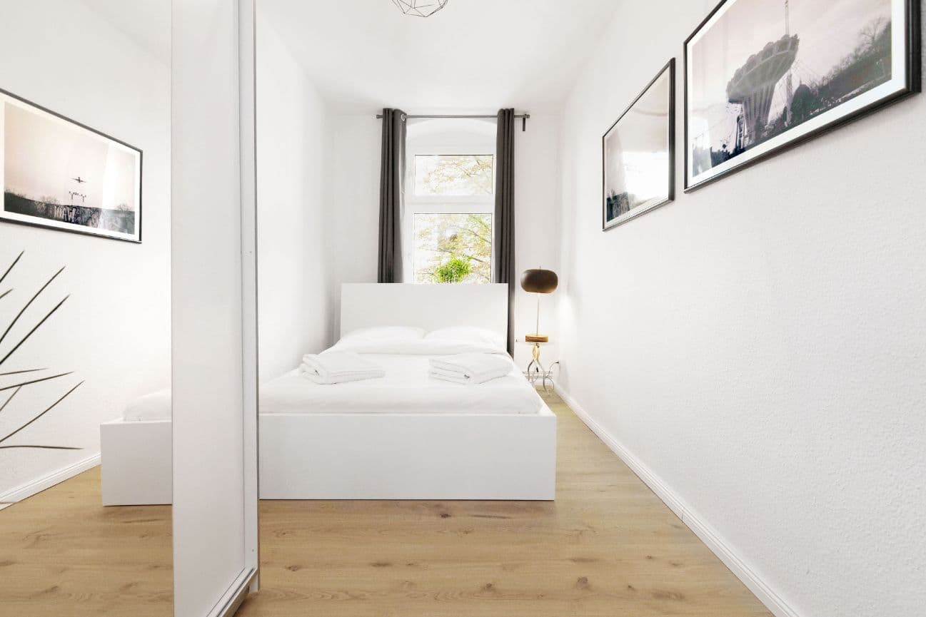 3 Rooms near Westhafen (Moabit) – image 5