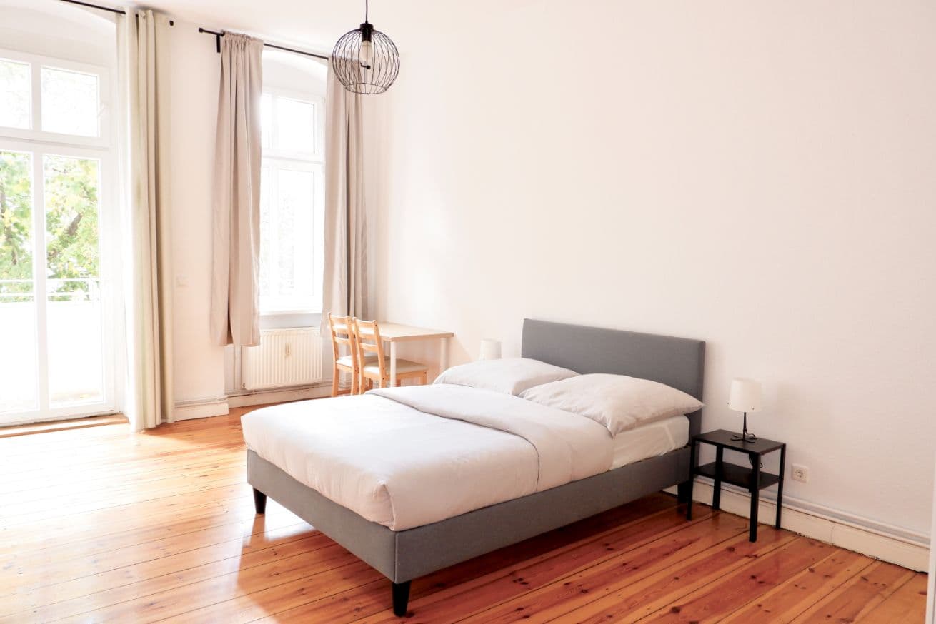 2 Rooms with Balcony in Charlottenburg – image 42