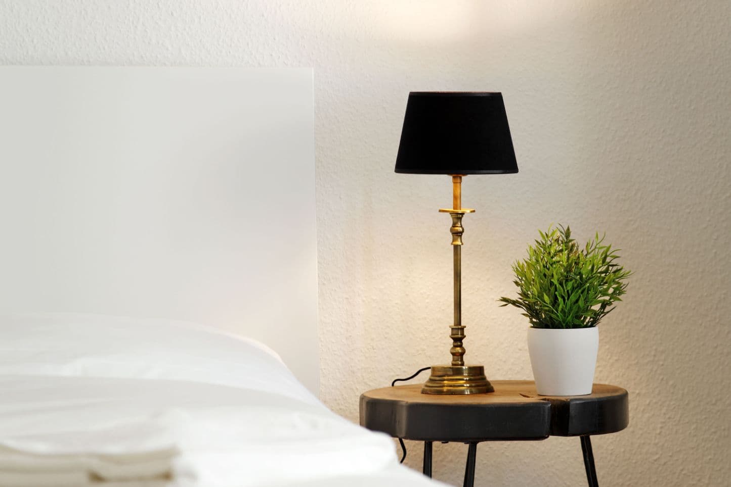 2 Rooms near Westhafen (Moabit) – image 6