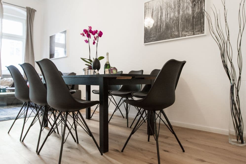 4 Rooms with Balcony near U-Seestraße (Wedding) - image 6