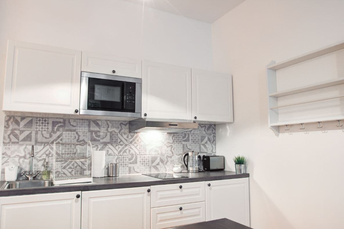 2 Rooms with Balcony near Schönlein Straße (Neukölln) – image 9