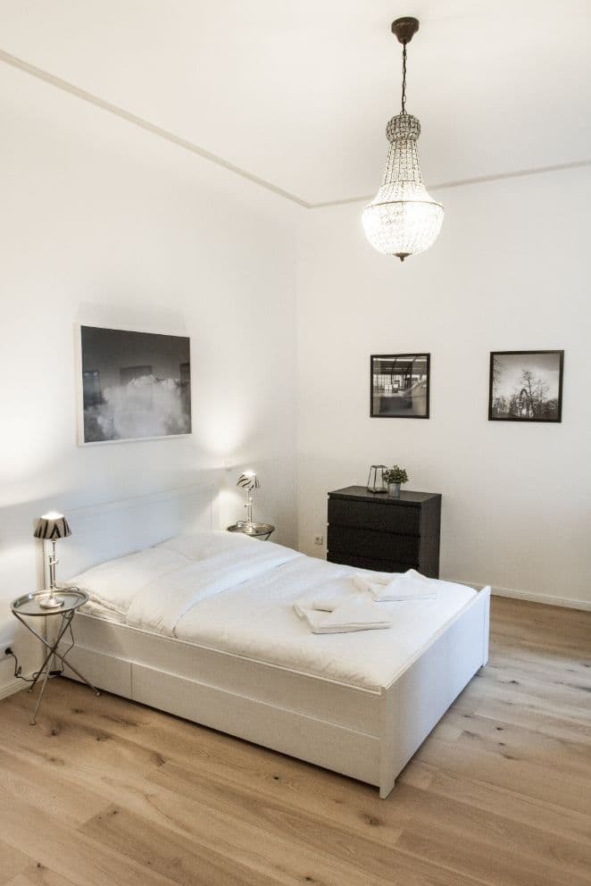 4 Rooms with Balcony near U-Seestraße (Wedding) - image 19