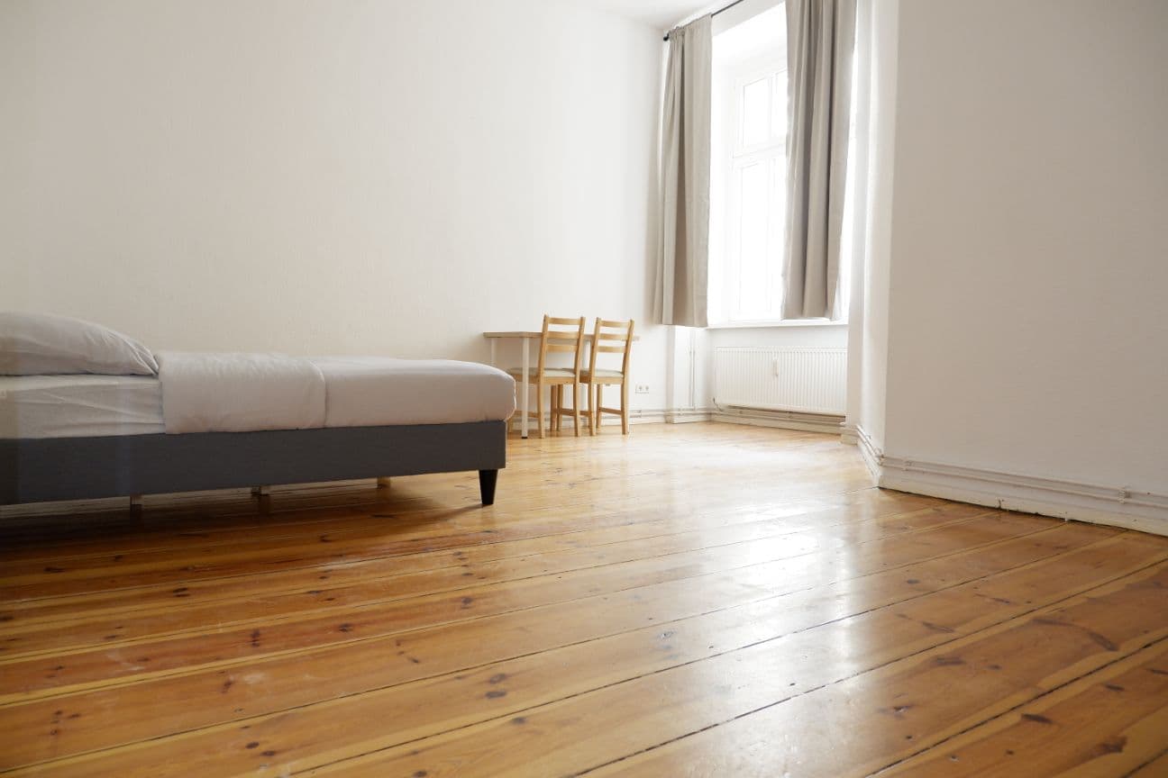 2 Rooms with Balcony in Charlottenburg – image 23