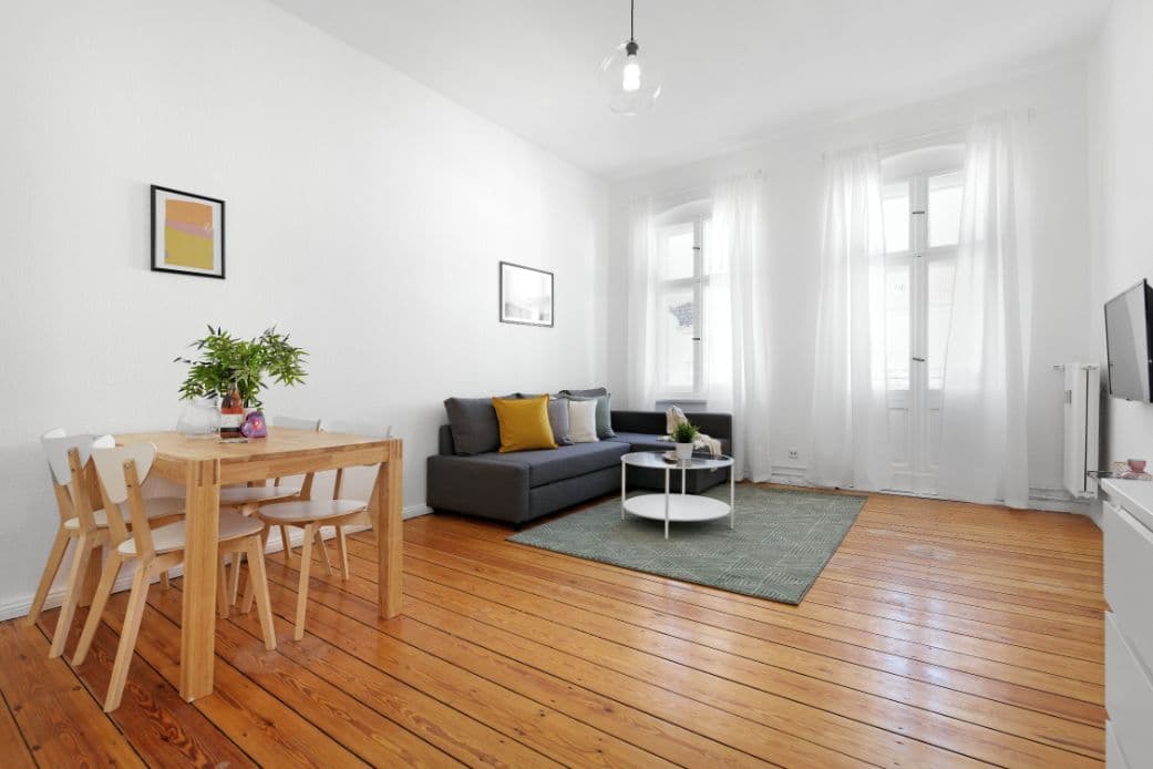 2 Rooms with a balcony in Brüsseler Kiez (Wedding) – image 1