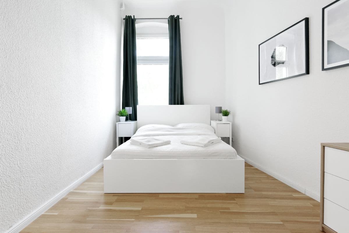 2 Rooms with Balcony in Charlottenburg – image 1