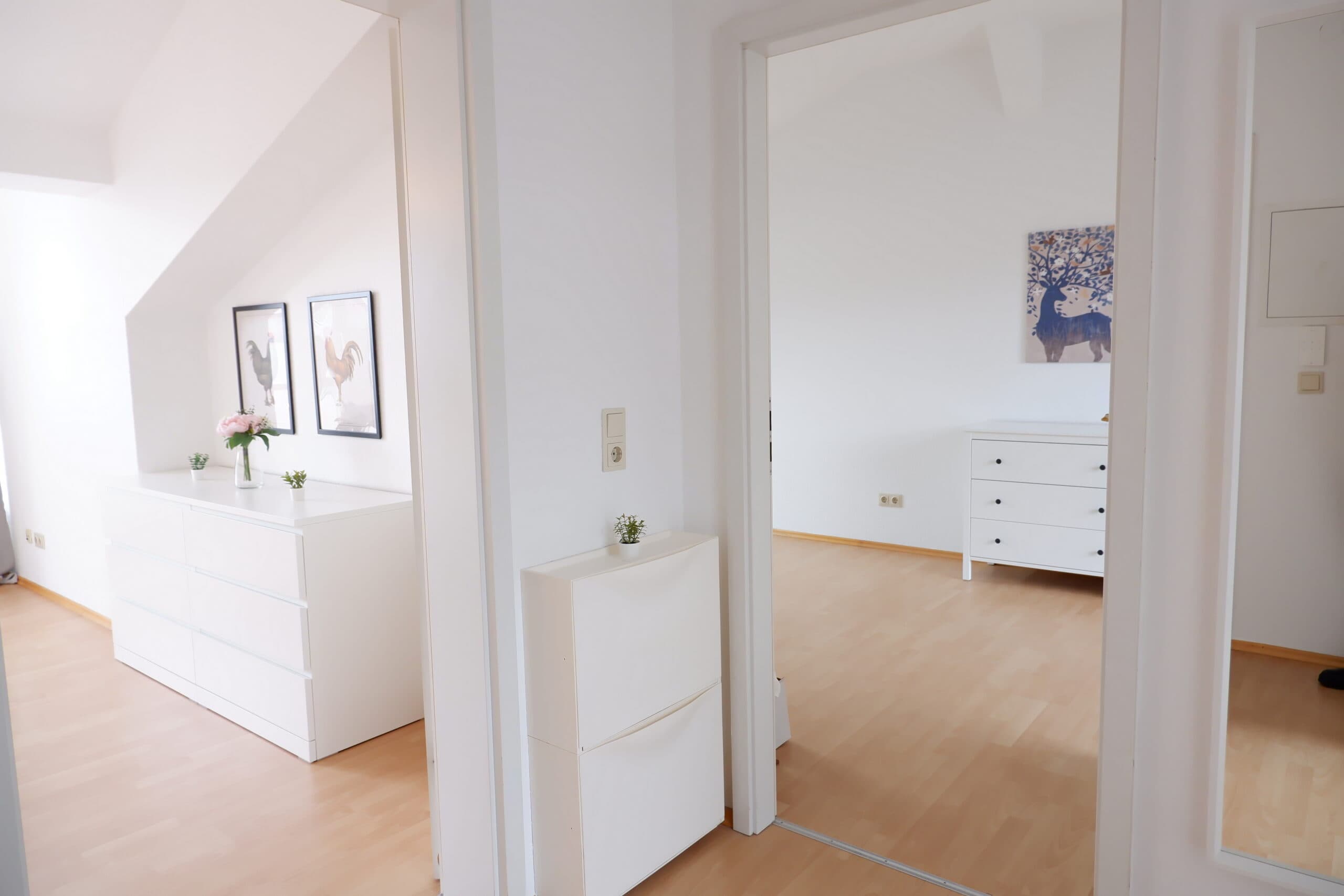 Stylish renovated one-bedroom rooftop apartment in the vibrant Kreuzberg district – image 9