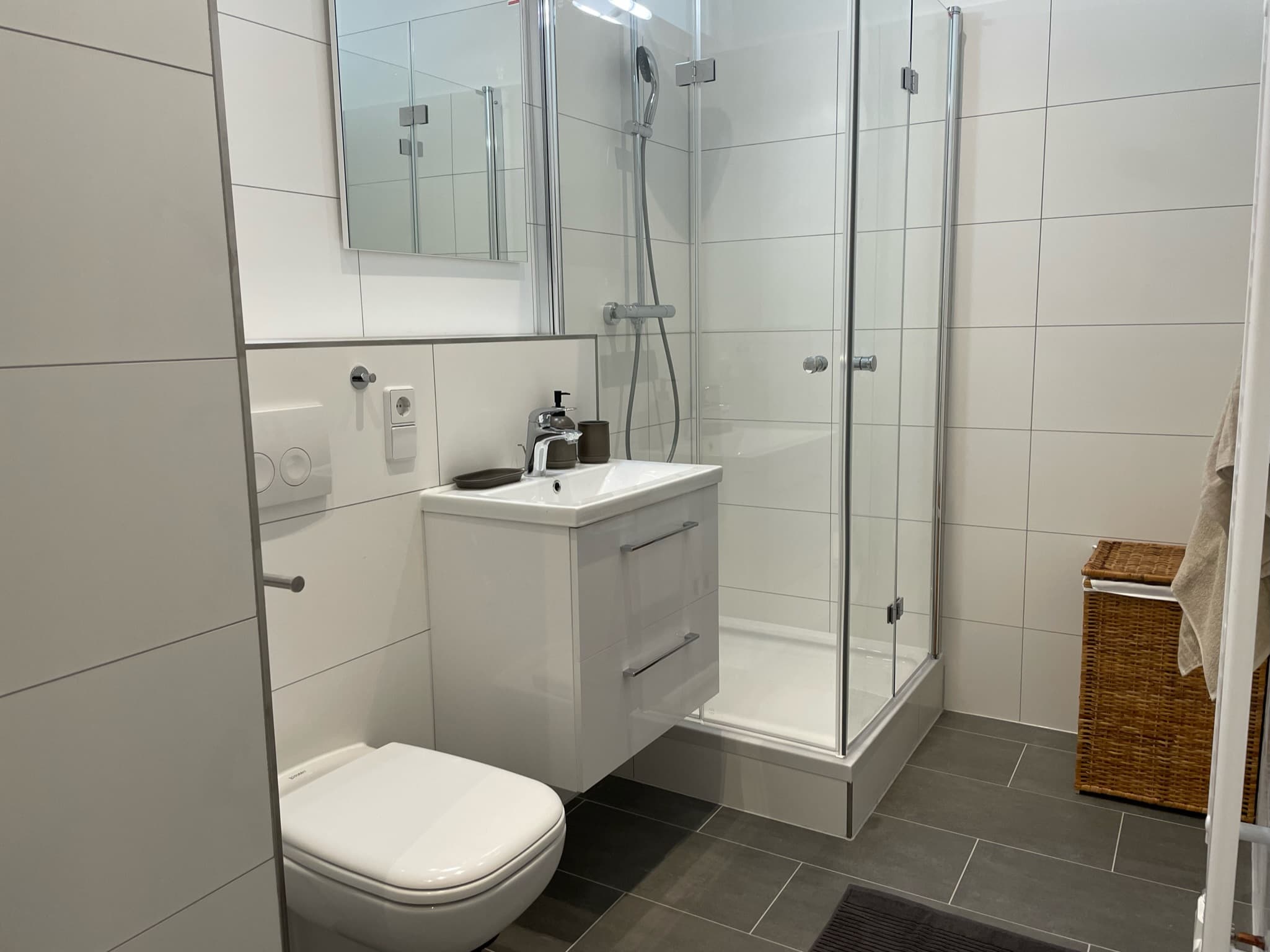 3 Rooms near U-Seestraße (Wedding) – image 11