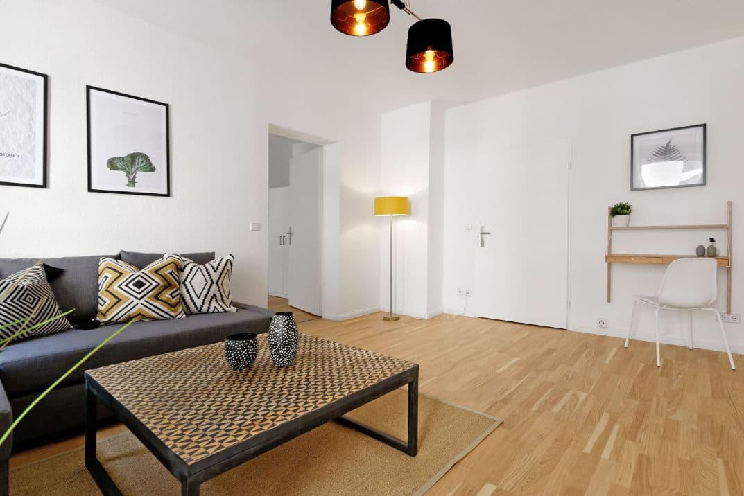 3 Rooms near Westhafen (Moabit) - image 12