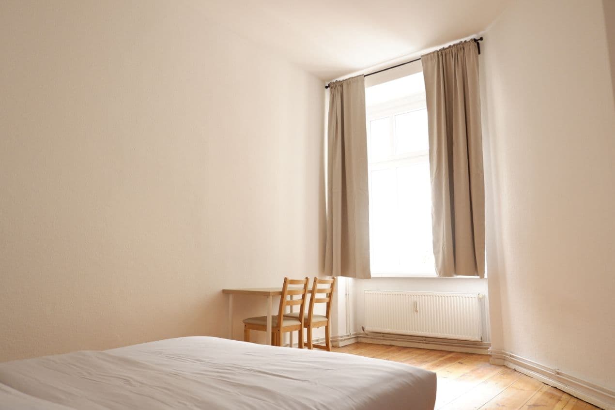 2 Rooms with Balcony in Charlottenburg – image 27