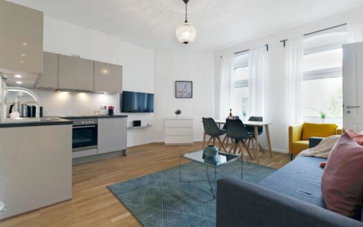 2 Rooms near U-Seestraße (Wedding)