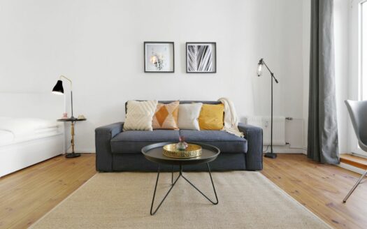 Studio Apartment with Balcony near U-Seestraße (Wedding)