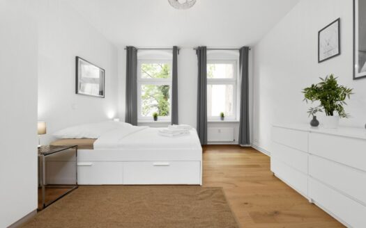 2 Rooms near Westhafen (Moabit)